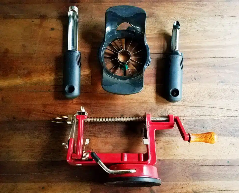 5 Favorite Apple Hacks | Best Way to Store Apples & How to Keep Apples from Turning Brown